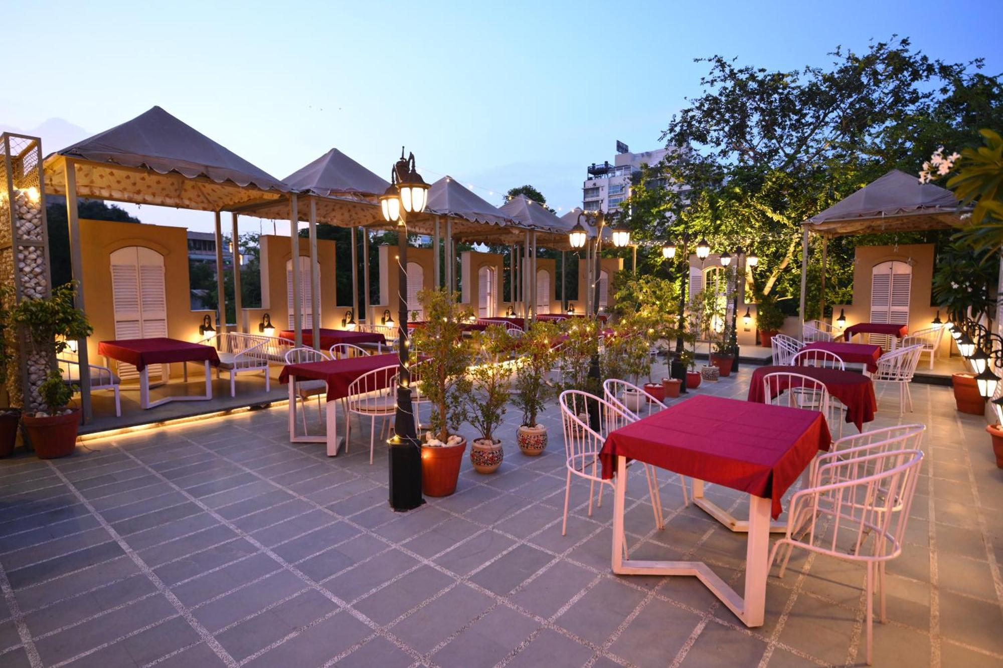Wake N Flow Boutique Stay By Jsh Jaipur Exterior photo