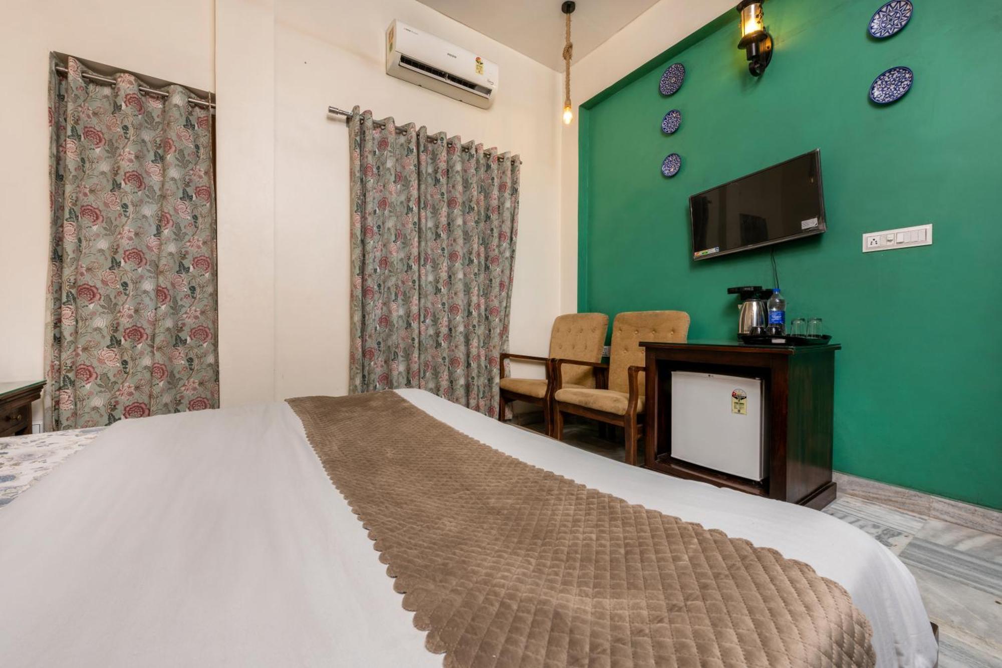 Wake N Flow Boutique Stay By Jsh Jaipur Exterior photo